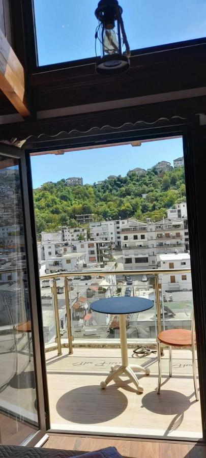 Hotel The First Gjirokastra Kültér fotó