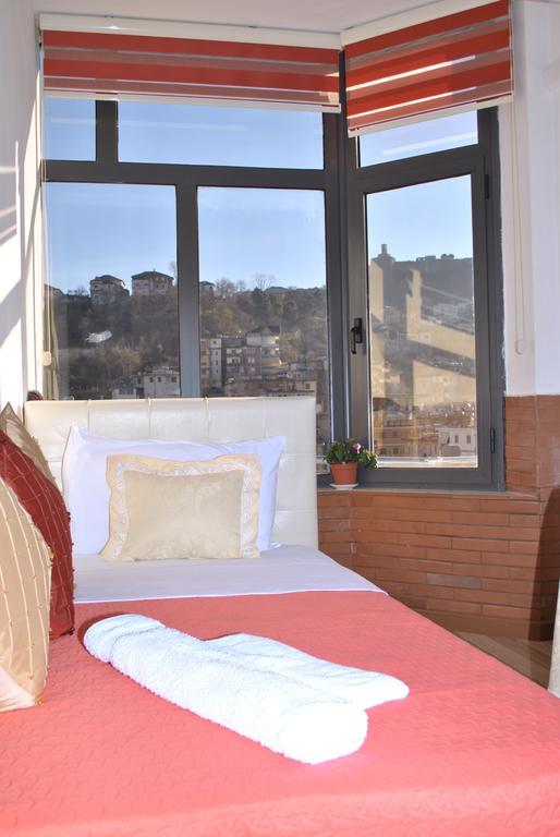 Hotel The First Gjirokastra Kültér fotó